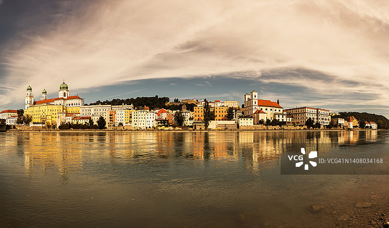 帕绍全景（巴伐利亚/德国）图片素材