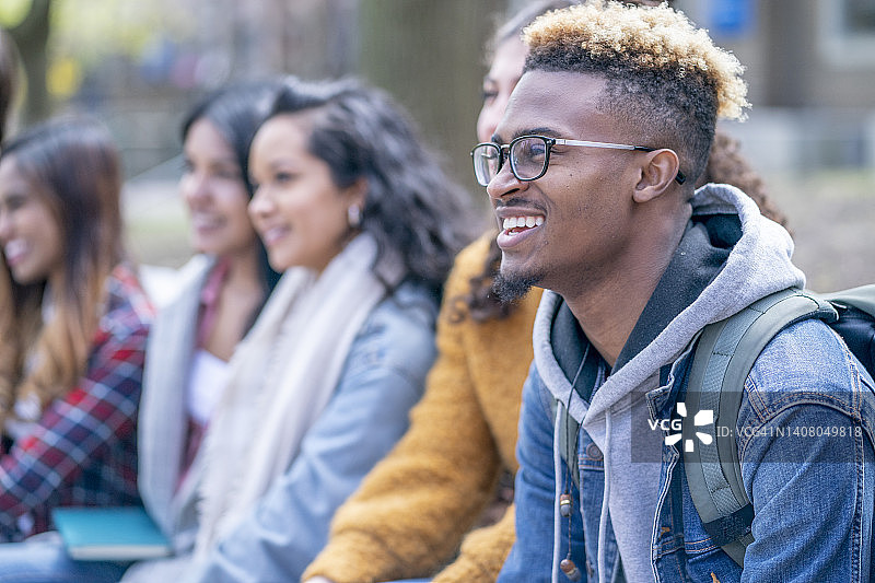 户外大学生图片素材