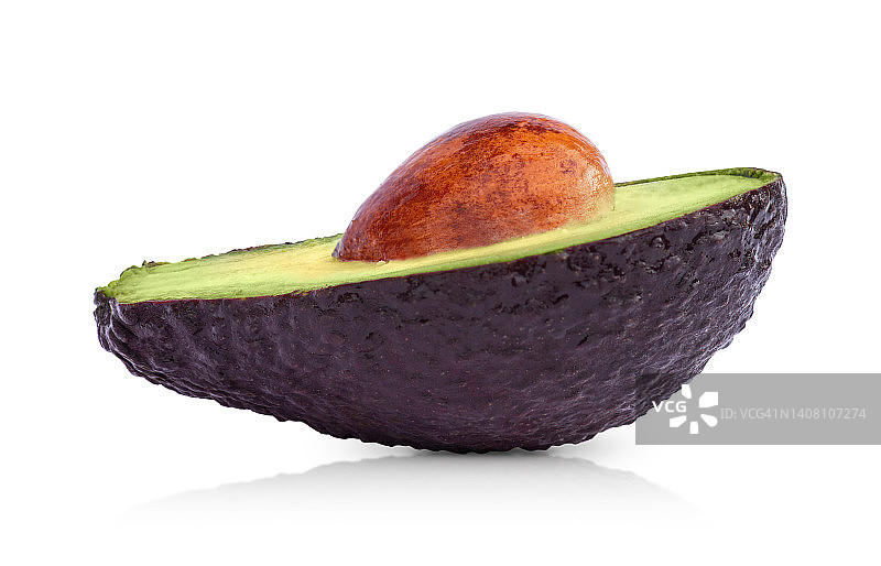 切成两半的成熟鳄梨图片素材
