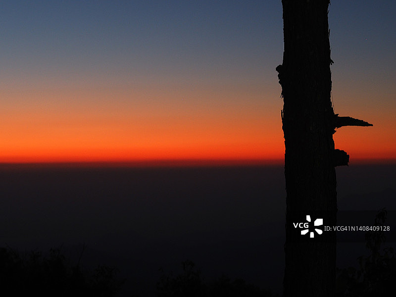 黑暗阴影轮廓图片素材