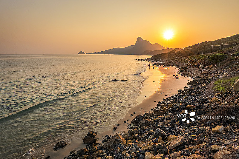 昆岛日海滩，越南图片素材