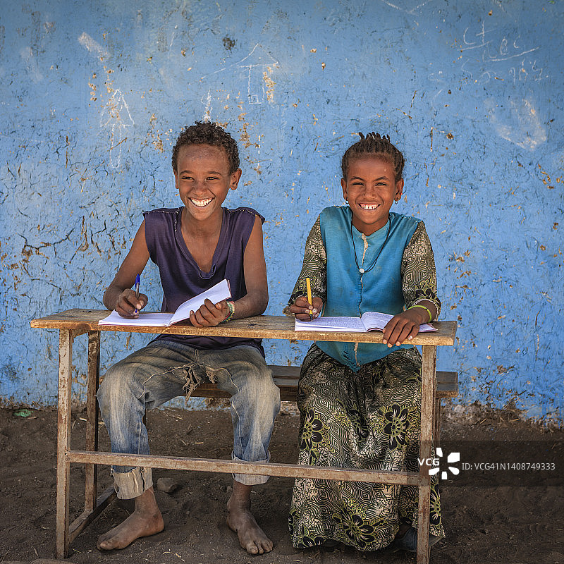 非洲儿童学习英语图片素材