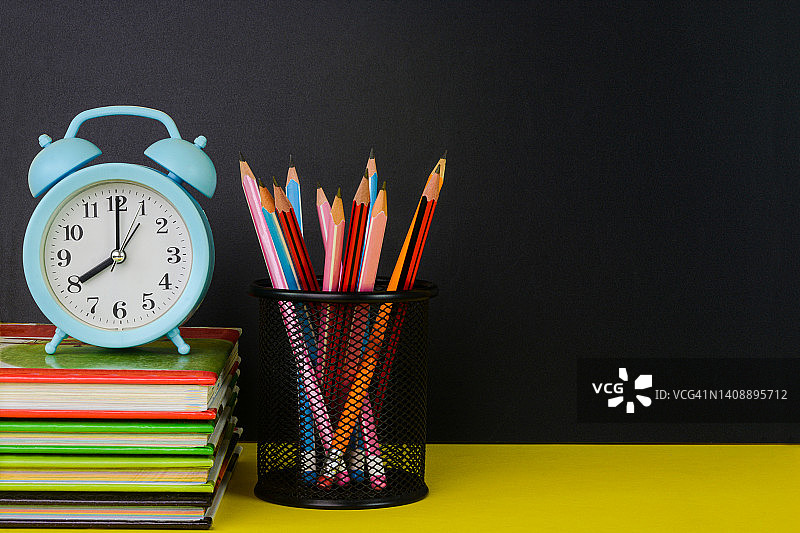 回到学校图片素材