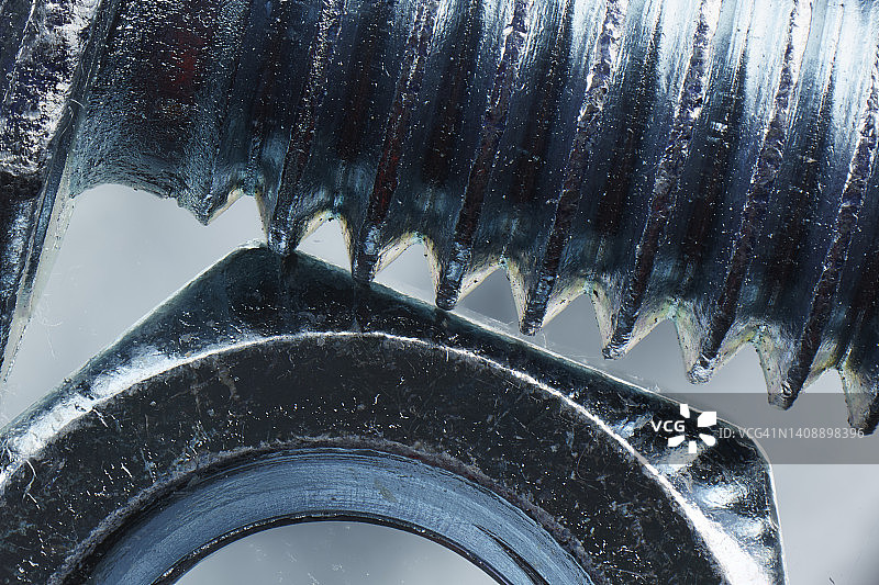 金属螺钉和螺栓特写图片素材