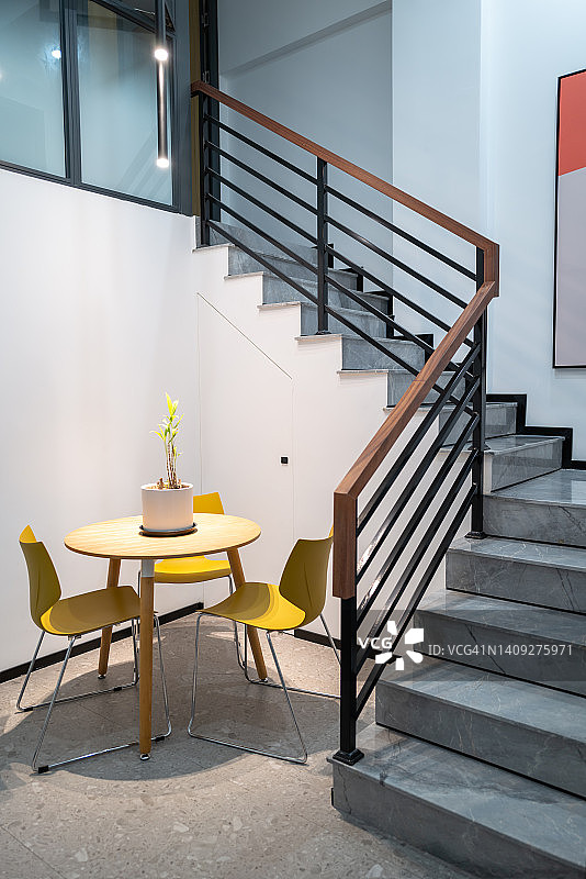 无楼梯办公室图片素材
