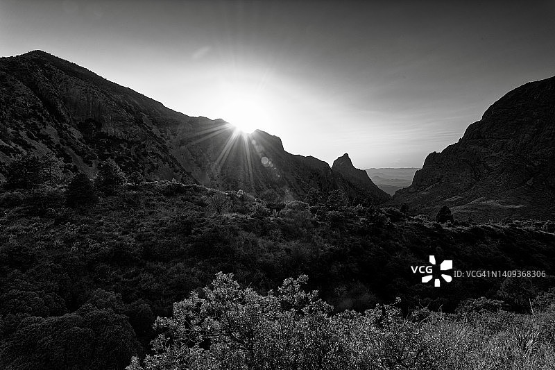 大弯国家公园户外体验（黑白照片）图片素材