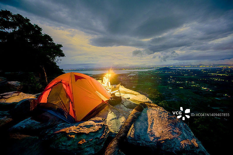 高海拔露营区图片素材