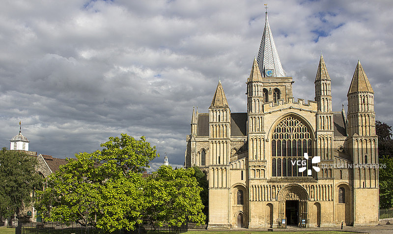 英国肯特郡罗切斯特大教堂图片素材