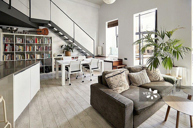 空置的一楼现代家居室内图片素材