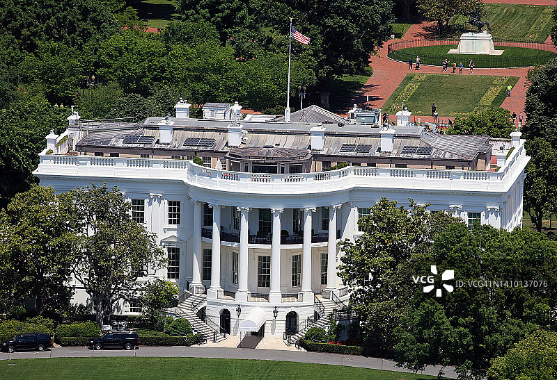 美国华盛顿哥伦比亚特区白宫和拉法耶特广场鸟瞰图片素材