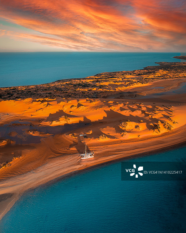 大潟湖鲨鱼湾航拍景观 - DRONE 4K - 素材图片素材