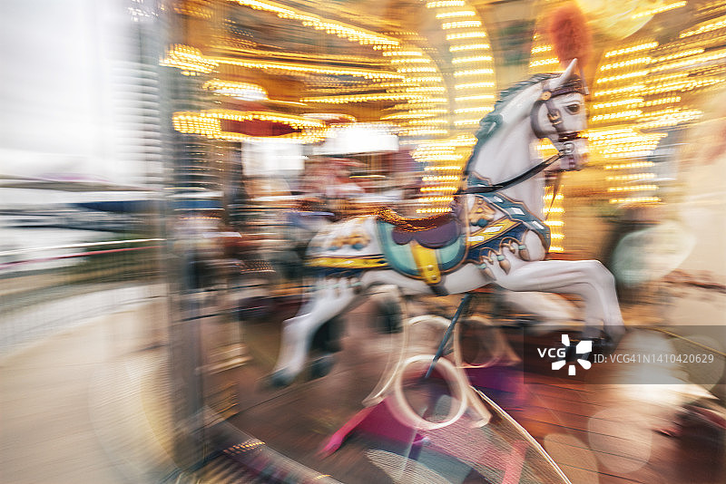 威尼斯彩色旋转木马图片素材