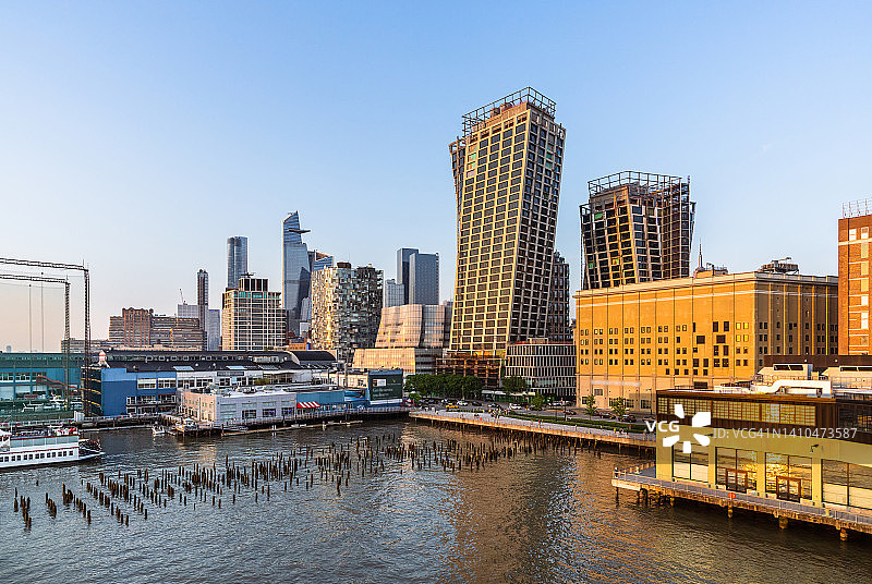 纽约切尔西社区的日落高角度景观图片素材