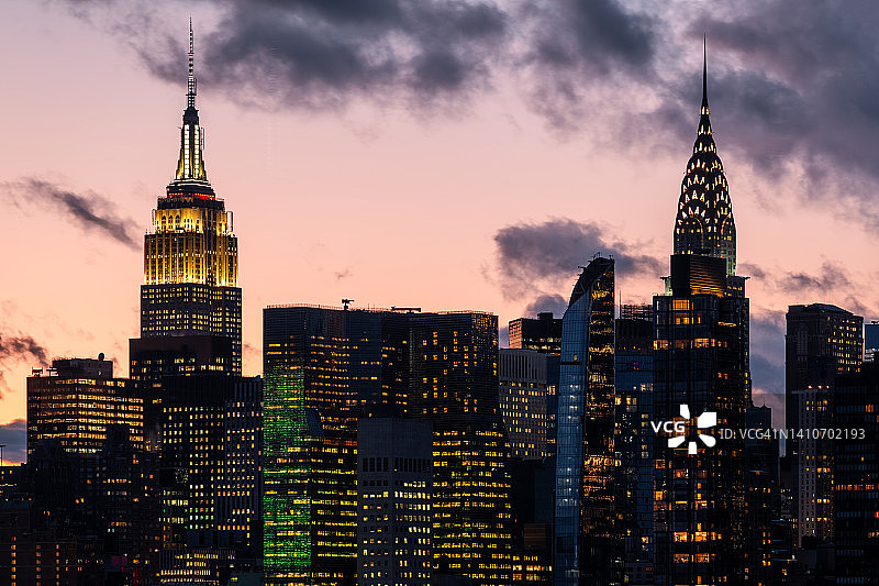 美国纽约帝国大厦和克莱斯勒大厦图片素材