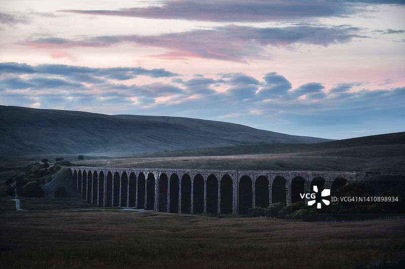 日落时的里布尔黑德高架桥图片素材