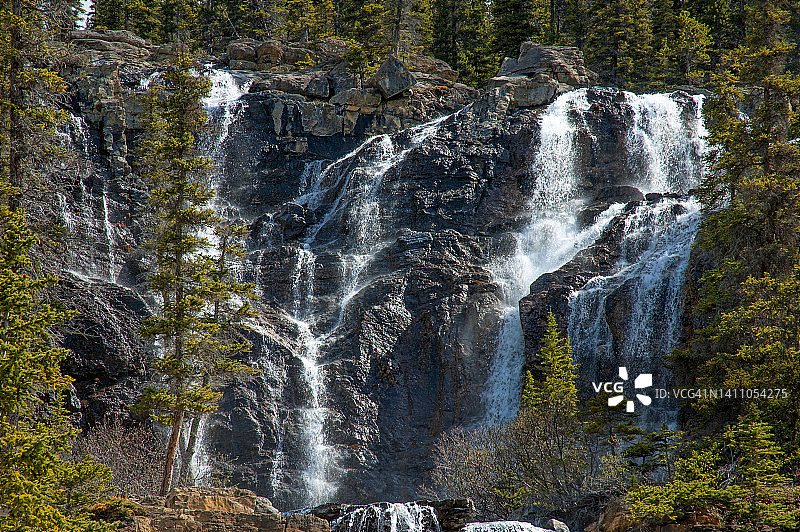 缠结溪瀑布图片素材