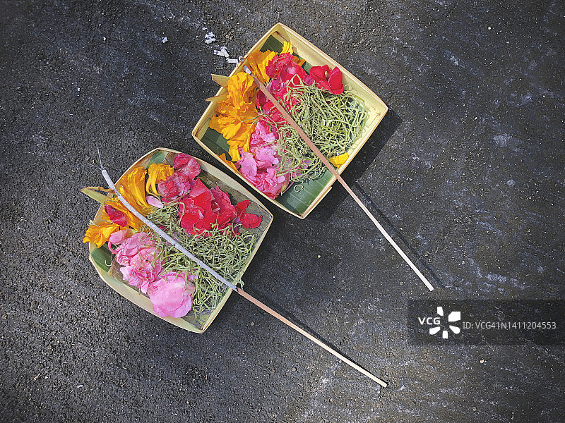 巴厘岛卡南祭品篮特写图片素材