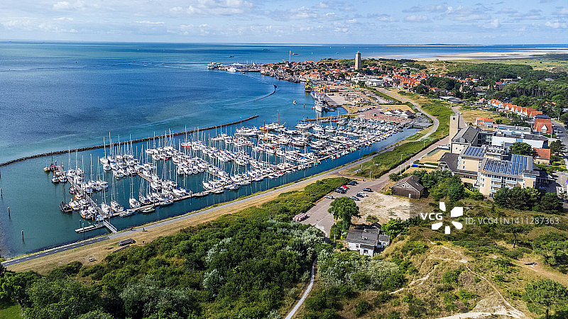 荷兰瓦登海特尔斯海灵岛的航拍景色图片素材