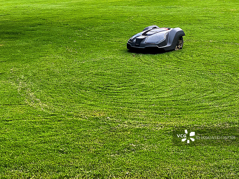 机器人割草机图片素材