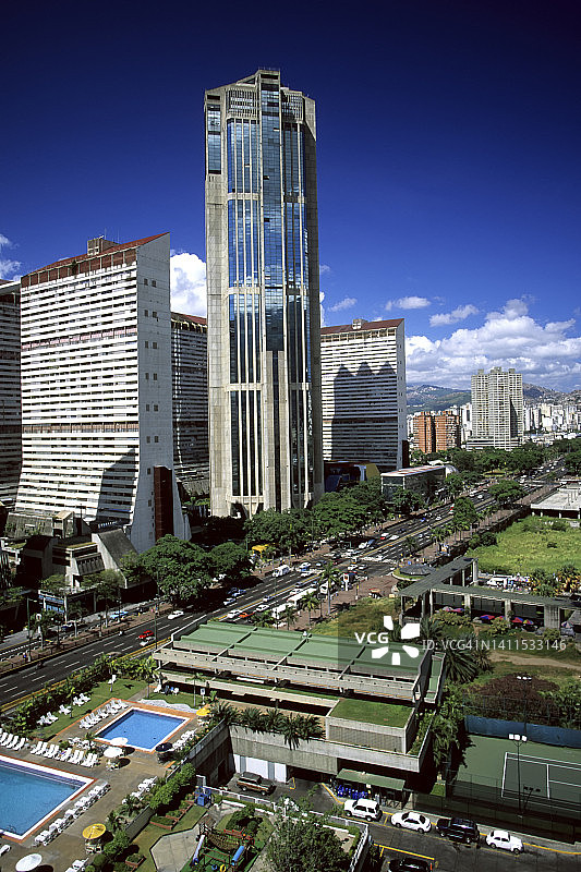 委内瑞拉加拉加斯金融区天际线和玻利瓦尔大街图片素材