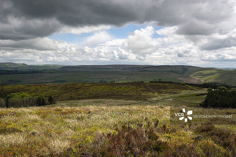 英格兰峰区戈伊特河谷荒原风光图片素材