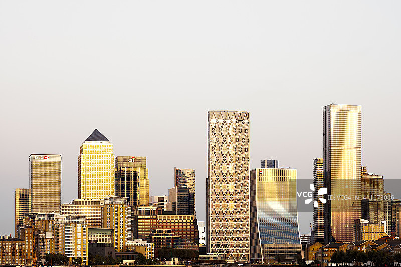 伦敦金丝雀码头天际线日落景观图片素材