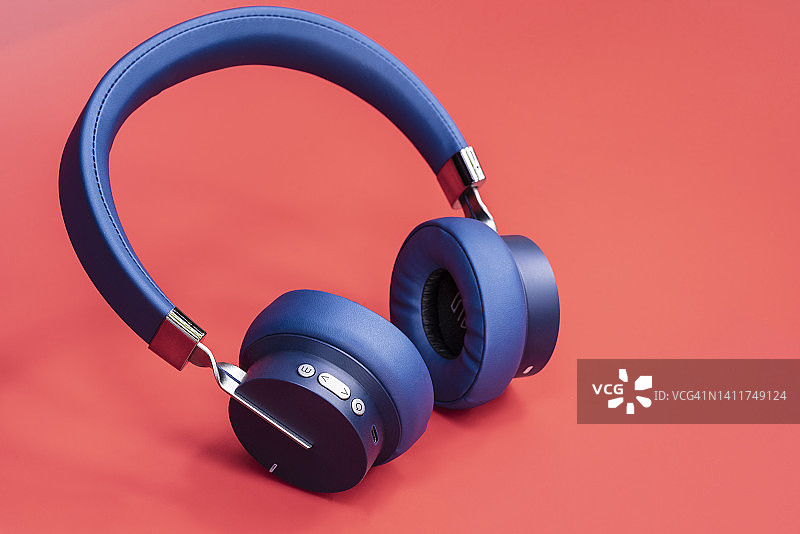 时尚蓝色耳机图片素材