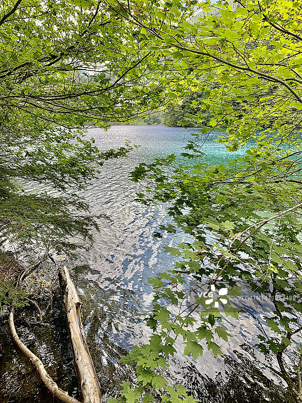 林德曼湖图片素材