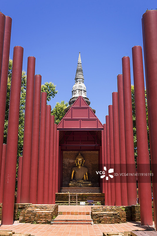 泰国帕塔切迪銮寺祈祷厅部分翻修图片素材