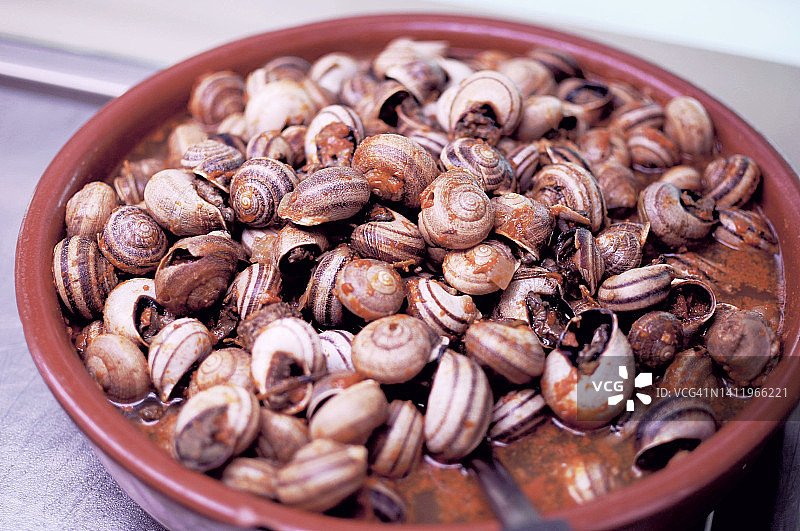 熟蜗牛砂锅菜，地中海美食图片素材