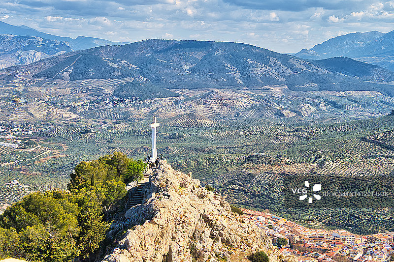 西班牙哈恩圣卡塔利娜城堡十字架图片素材