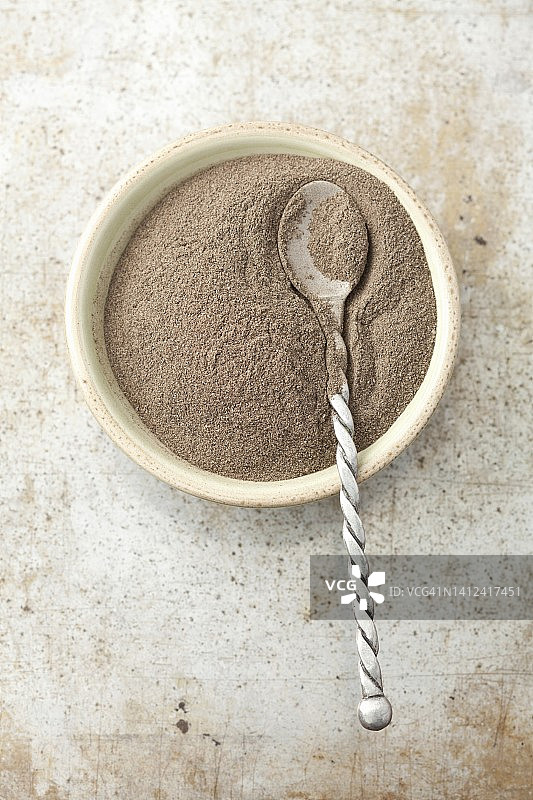 研磨黑胡椒图片素材