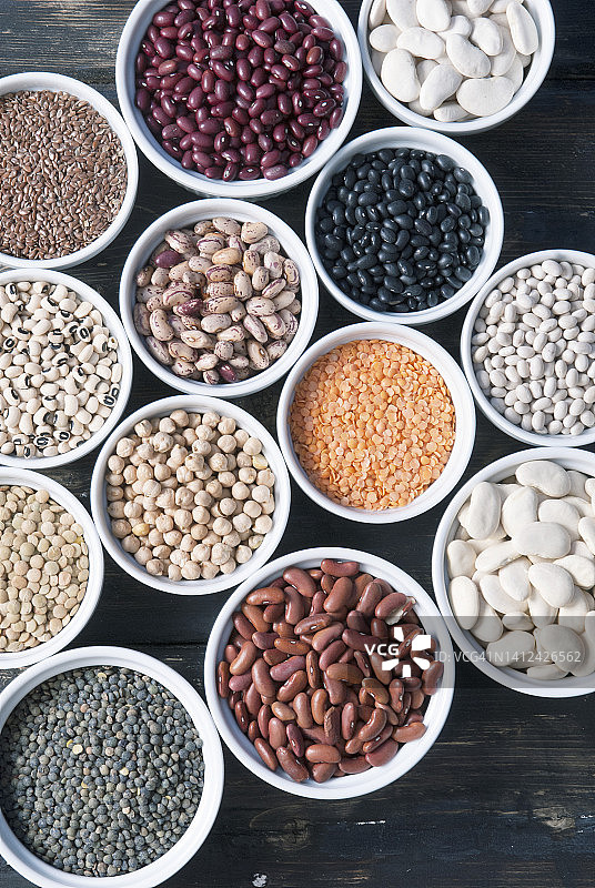 碗里的各种豆类图片素材