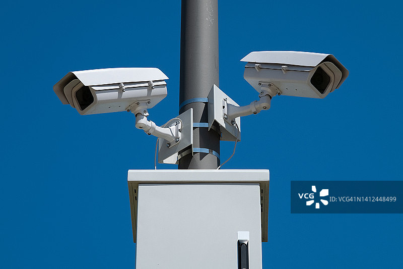 城市街道监控摄像头图片素材