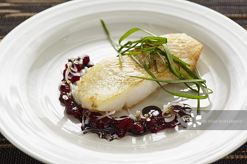 籽油越橘酱比目鱼图片素材