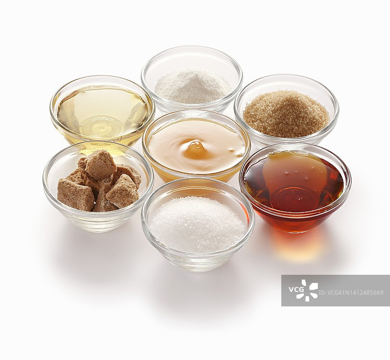 天然甜味剂：甜菊糖、蔗糖、枫糖浆、甜菜糖、椰子花糖、龙舌兰糖浆和蜂蜜图片素材