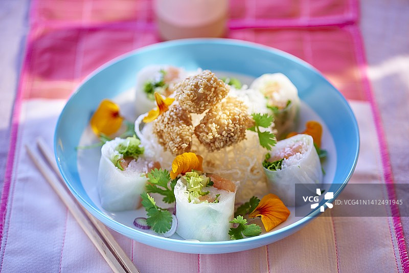 油炸米粉米纸卷图片素材