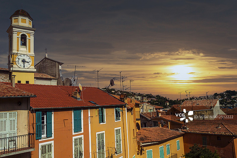 法国滨海自由城圣米歇尔教堂钟楼图片素材