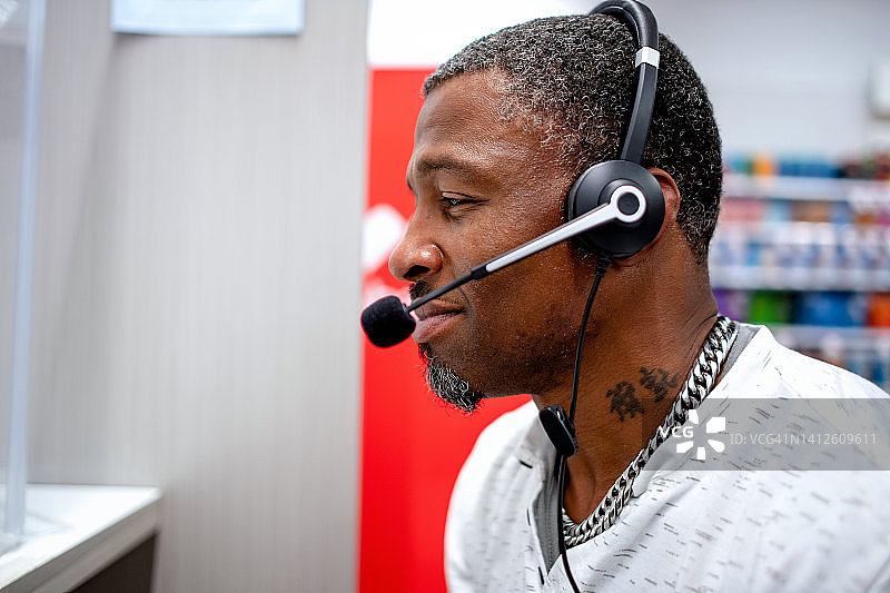 来聊聊吧 - 呼叫中心工作1图片素材