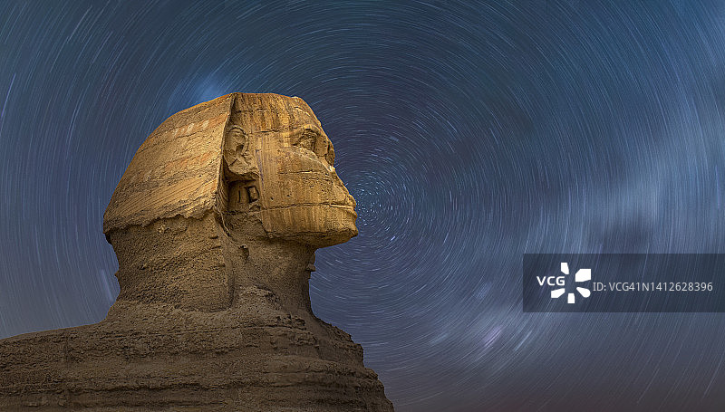 吉萨狮身人面像上的星空图片素材