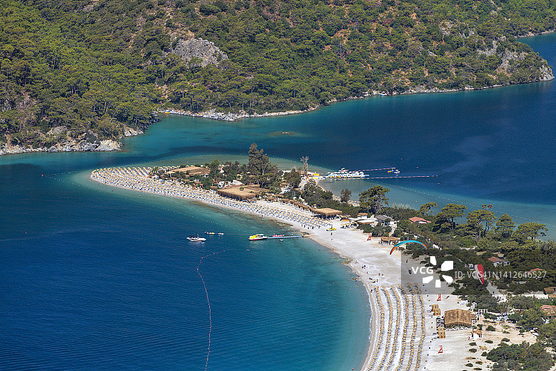 土耳其穆拉省费特希耶区的厄吕代尼兹蓝色泻湖和海滩图片素材