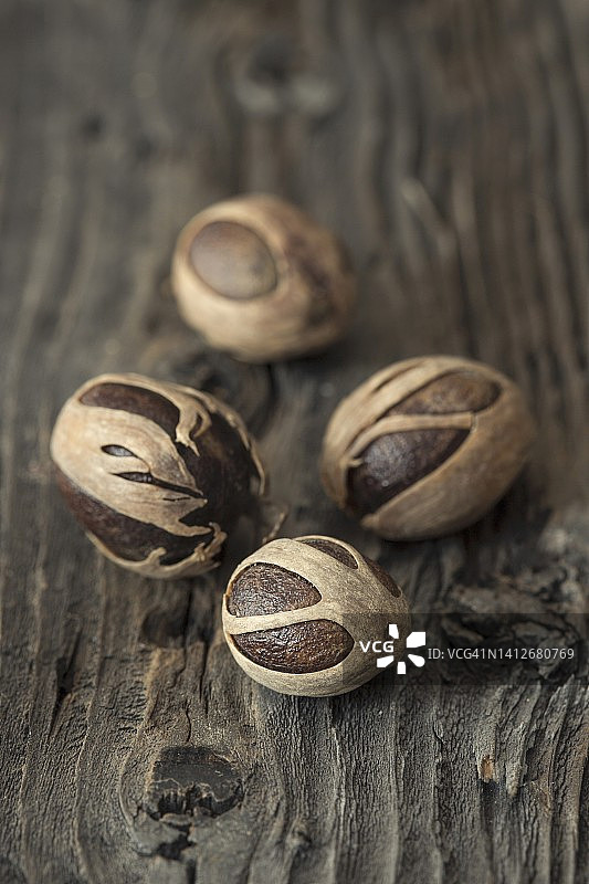 干花中的肉豆蔻图片素材