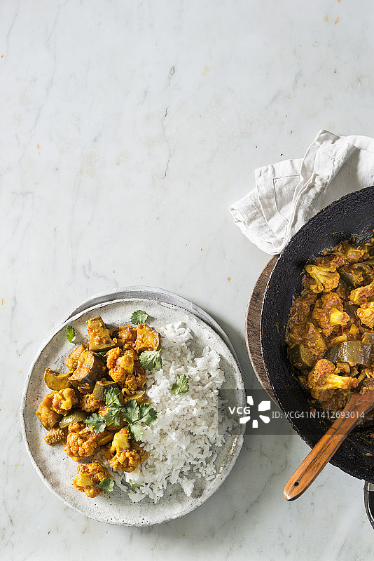 菜花茄子咖喱饭图片素材