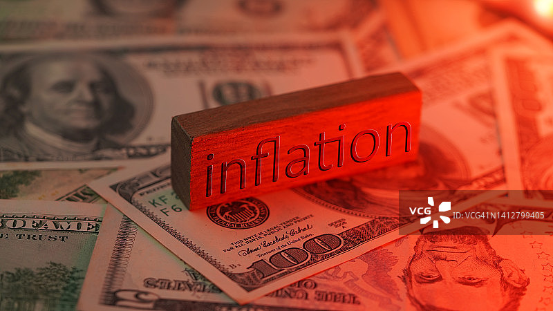 红色调通货膨胀与美元钞票图片素材