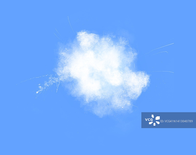 蓝色背景上的烟雾爆炸云图片素材