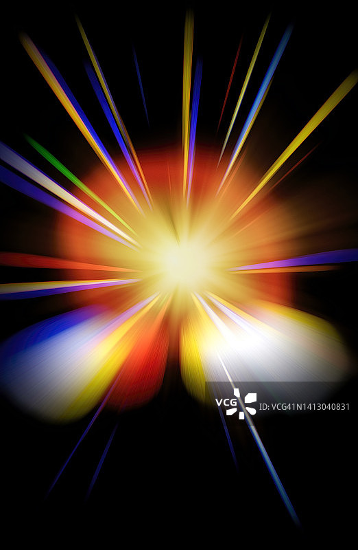 黑色背景上爆炸和闪烁的彩色光芒图片素材