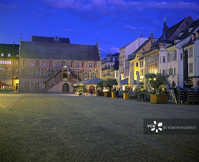 米卢斯 Réunion 广场夜景图片素材