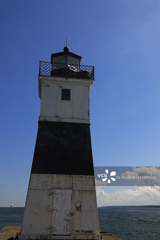 海港码头灯塔图片素材