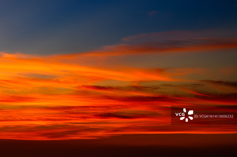 蓝天白云图片素材