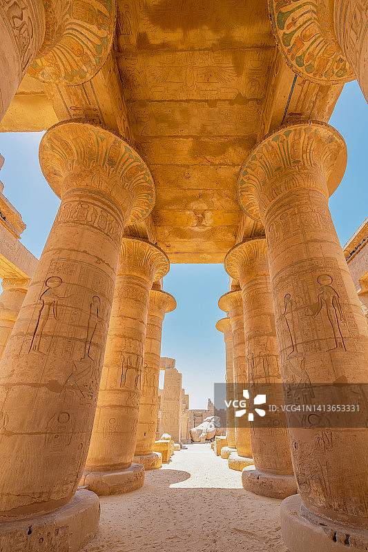 埃及卢克索的拉美西斯神庙图片素材